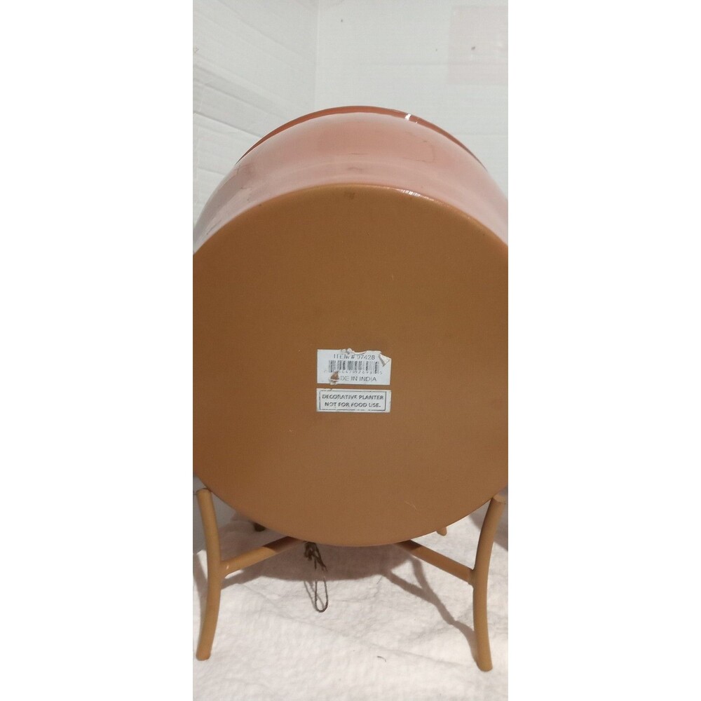 Planters Set of 2 Metal Planters with Stands Copper-Colored Gold-Tone - Picture 4 of 7